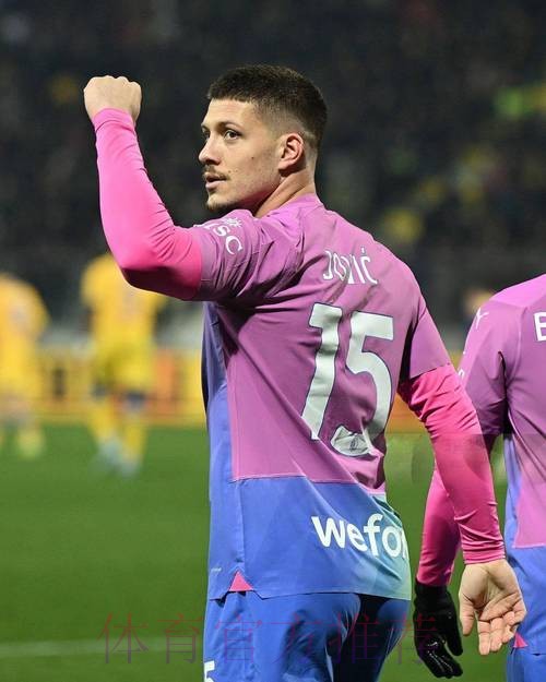 希望抓住证明自己的机会 约维奇冬窗不会离开皇马